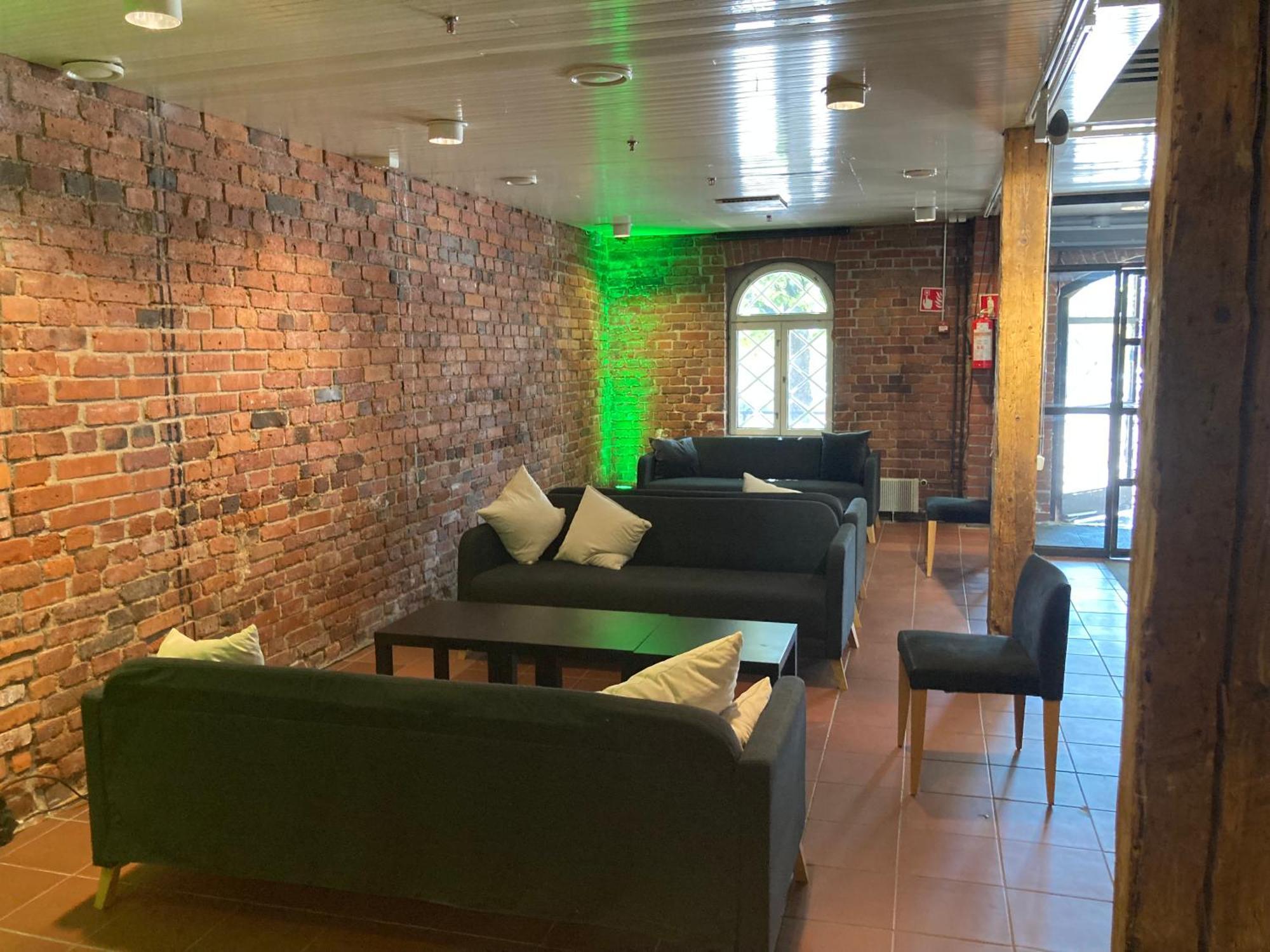 Indoor Camping Helsinki Hotel Buitenkant foto